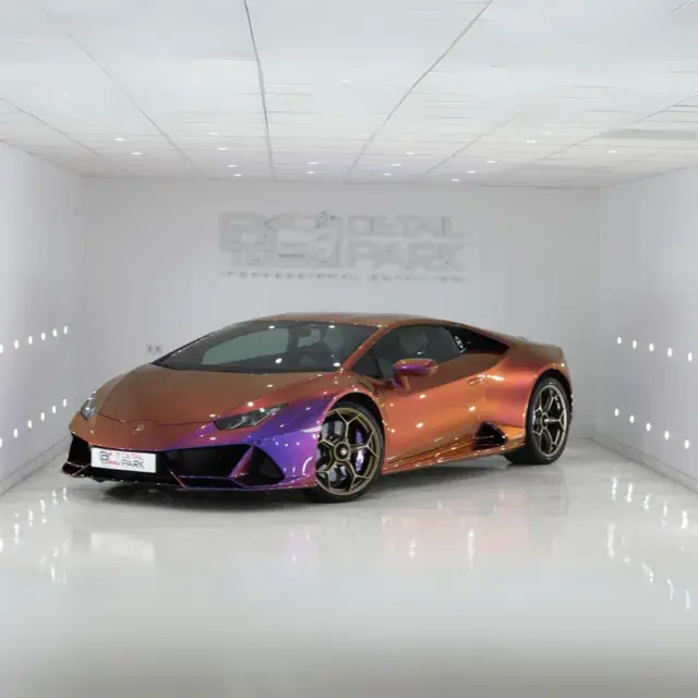 Lamborghini Huracán con pintura camaleón, en el estudio de Detail Park